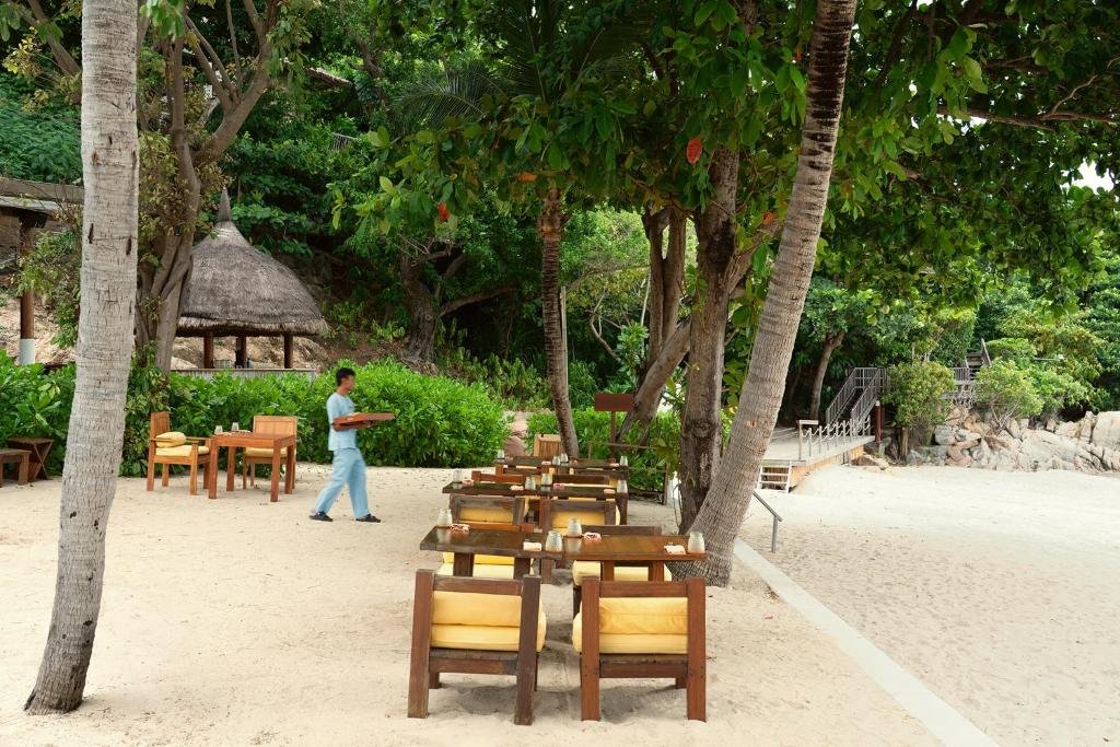 Tsiro Resort
